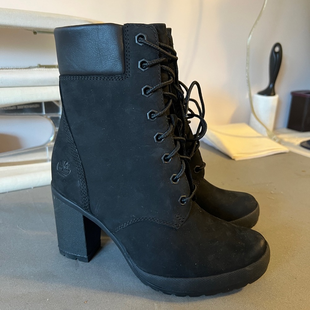 Timberland heeled boots